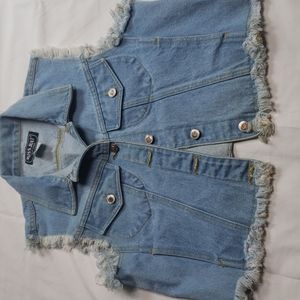 Miss Juli jean vest